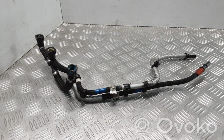 Land Rover Evoque I Fuel line/pipe/hose GJ329312AD