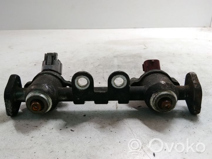 Subaru Legacy Injecteur de carburant 17523AA340