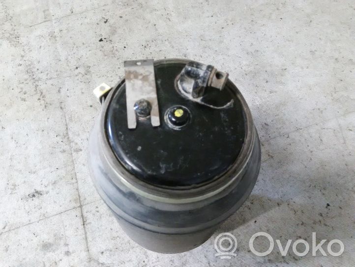 Toyota Land Cruiser (J150) Amortiguador/suspensión neumática trasera 16165443010