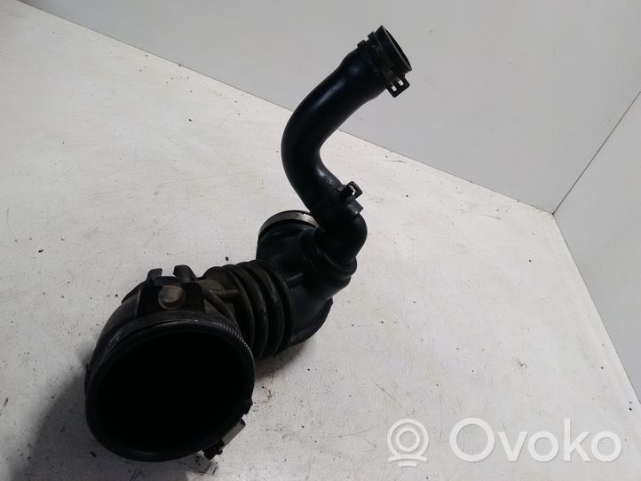 Opel Vectra B Turboahtimen ilmanoton letku 90528773