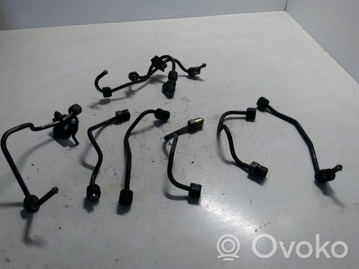 Opel Vectra C Tuyau d'alimentation d'injecteur de carburant 