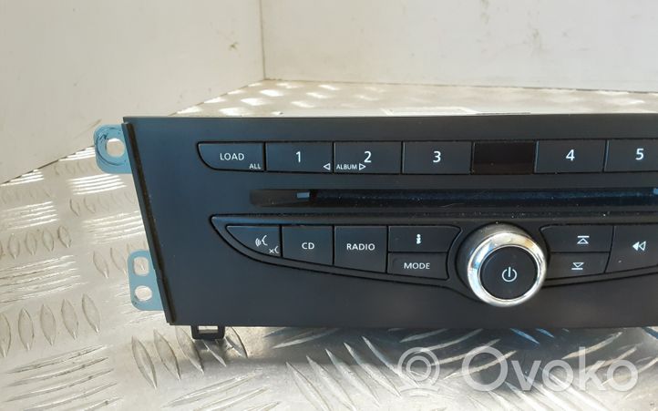 Renault Latitude (L70) Unité principale radio / CD / DVD / GPS 281010508R