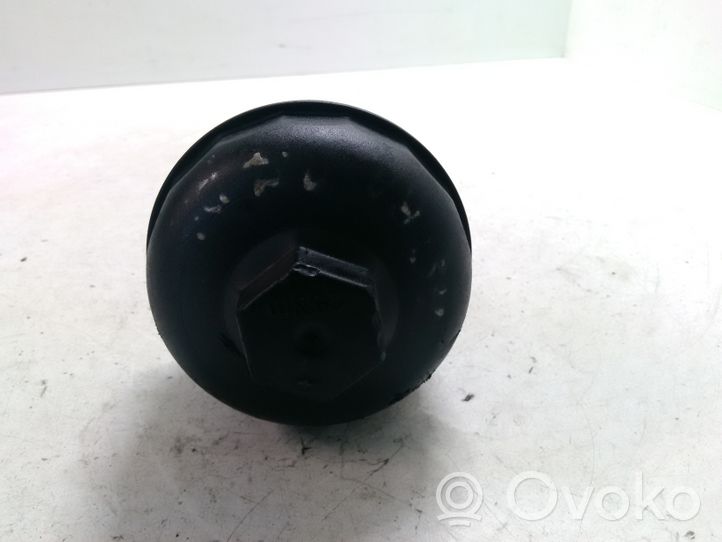 Opel Astra G Oil filter cover 9818519