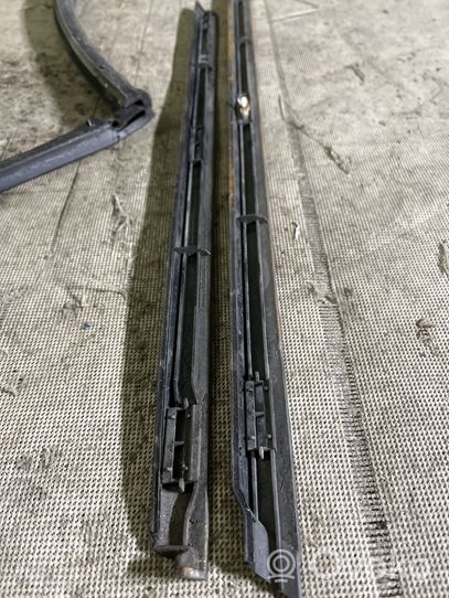 Volkswagen Touareg I Side skirt front trim 7L0853537