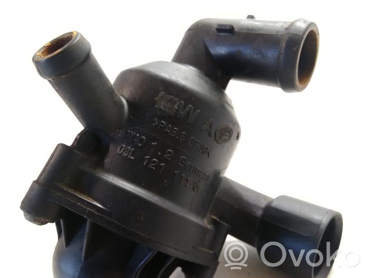 Skoda Octavia Mk2 (1Z) Boîtier de thermostat / thermostat 03L121111