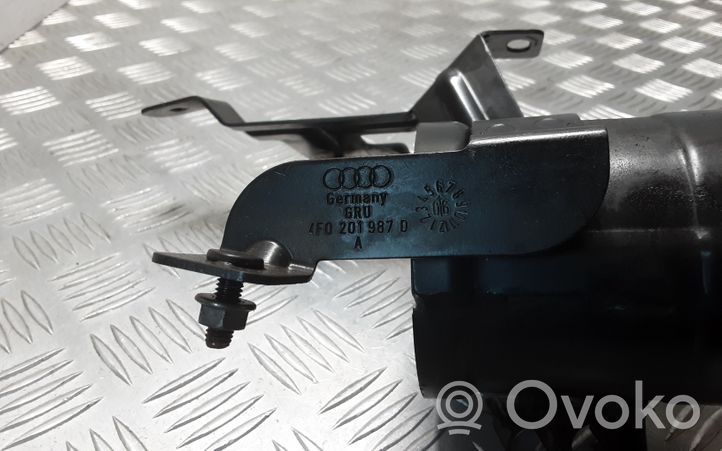 Audi A6 S6 C6 4F Staffa/supporto di montaggio del filtro carburante 4F0201987D