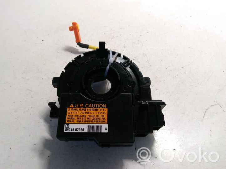 Toyota Auris E180 Innesco anello di contatto dell’airbag (anello SRS) 8924502060