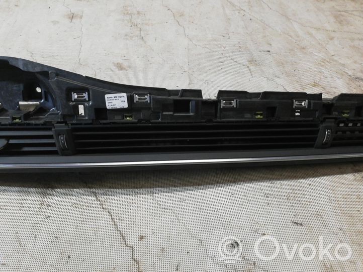 Audi A4 S4 B9 Griglia di ventilazione centrale cruscotto 8W2820901C