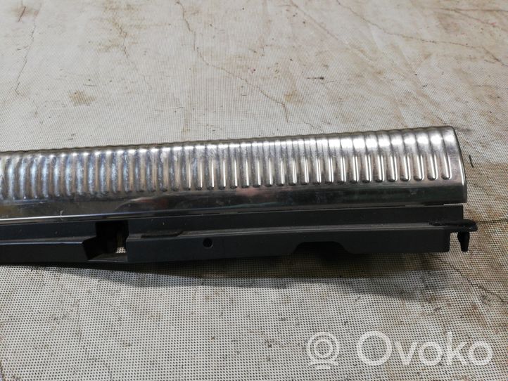 Audi A4 S4 B9 Rivestimento di protezione sottoporta del bagagliaio/baule 8W0864513