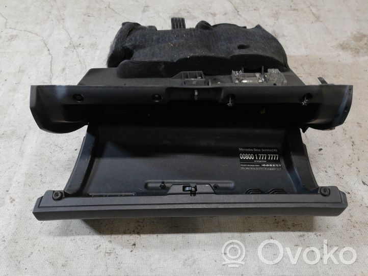 Mercedes-Benz B W245 Set vano portaoggetti 1005483