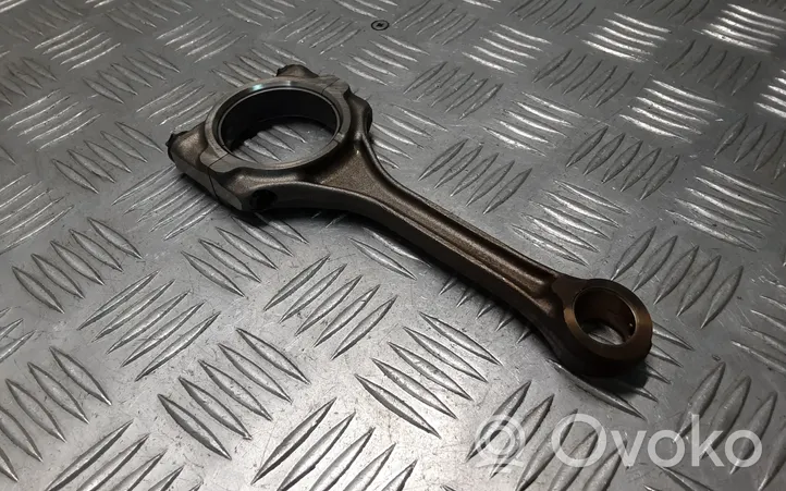 Toyota Yaris XP210 Connecting rod/conrod XM15A