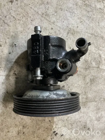 Alfa Romeo 156 Power steering pump 26064414