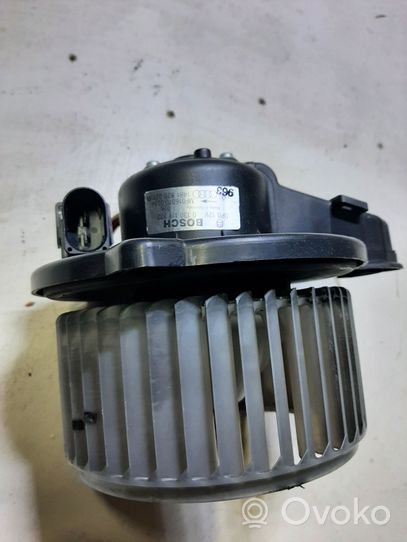 Audi A6 S6 C5 4B Pulseur d'air habitacle 4B1820021B