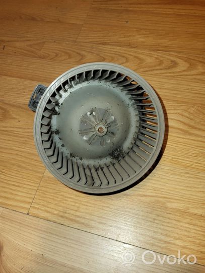 Mitsubishi Space Star Heater fan/blower 0130111191
