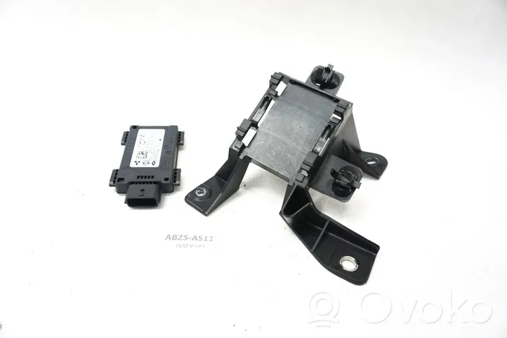 Renault Clio V Sensor de radar Distronic 284E74819R