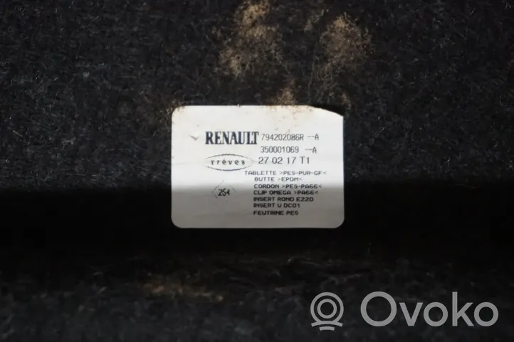Renault Megane IV Grilles/couvercle de haut-parleur arrière 794202086R