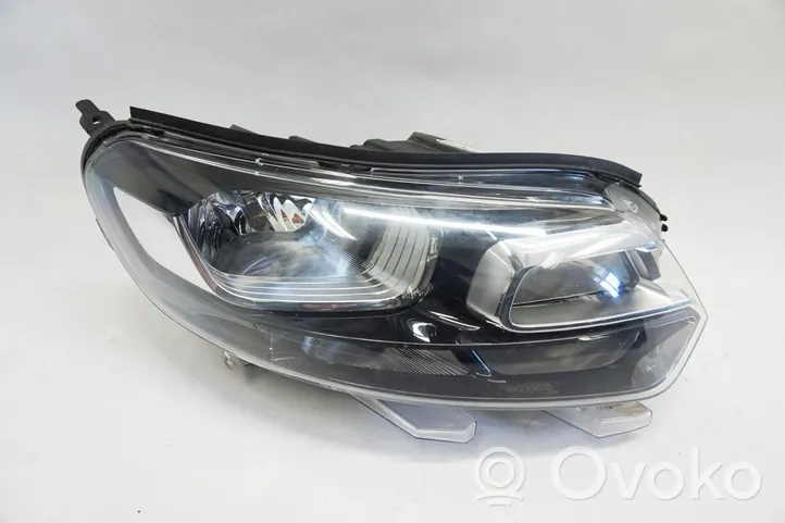 Opel Vivaro Headlight/headlamp 