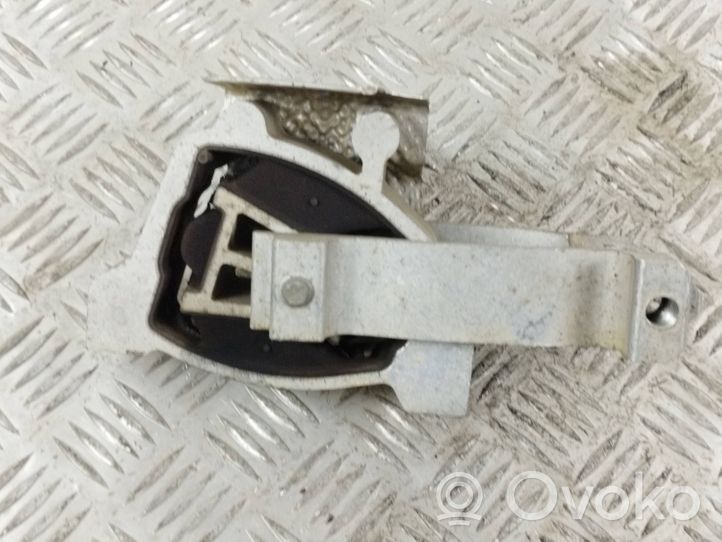 Land Rover Evoque II Supporto di montaggio del motore K8D26H051AA