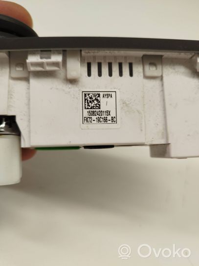 Jaguar XE Connettore plug in USB FK7219C166BC