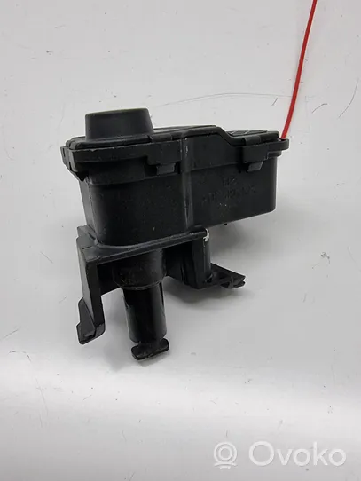 Audi S5 Motorino del tappo del serbatoio del carburante 8K0862153H