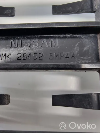 Nissan Ariya Takapysäköintitutkan anturin pidike (PDC) 284525MP4A