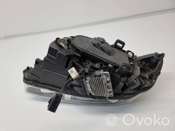 Volvo XC60 Lampa przednia 31395905