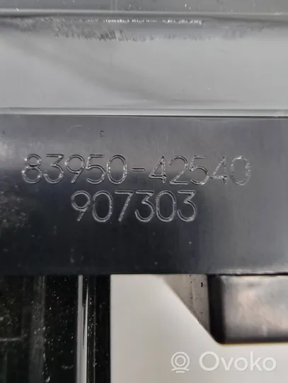 Toyota RAV 4 (XA50) Interrupteur de siège chauffant 8395042540