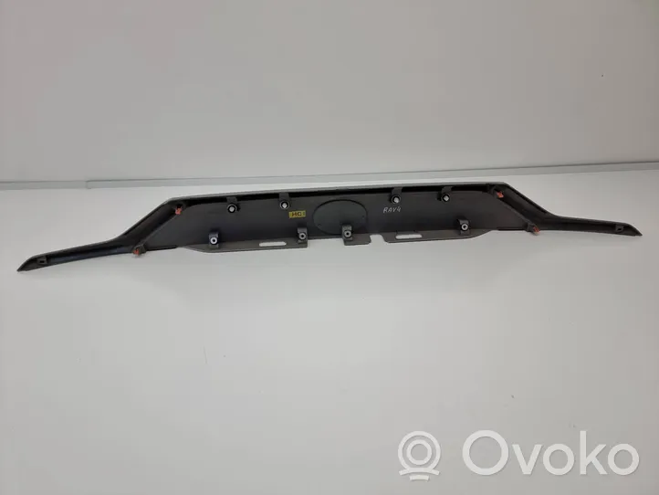 Toyota RAV 4 (XA50) Garniture de hayon 7680142240