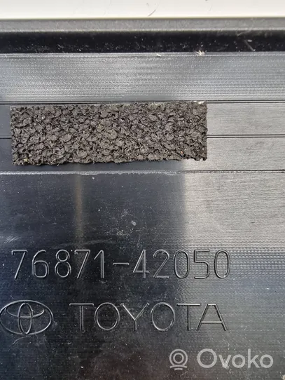Toyota RAV 4 (XA50) Spoiler del portellone posteriore/bagagliaio 7687142050