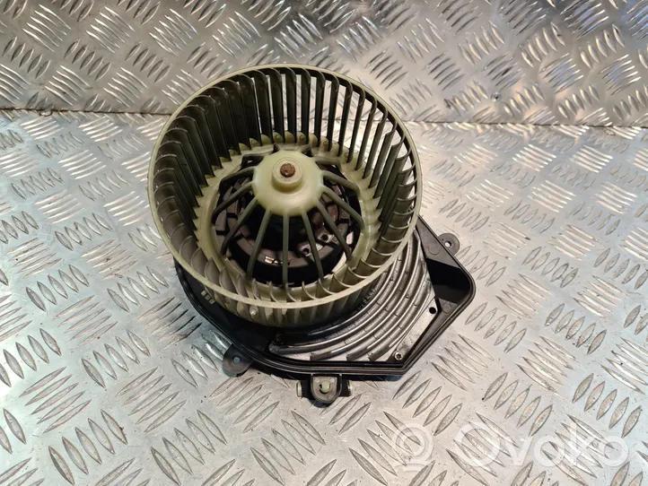 Audi 100 200 5000 C3 Ventola riscaldamento/ventilatore abitacolo 740221233F