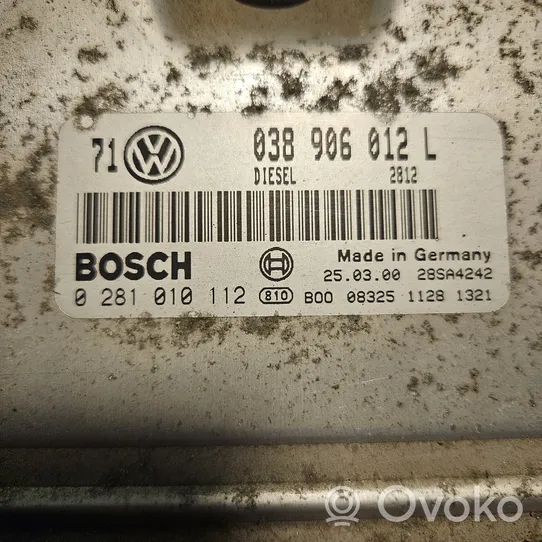 Volkswagen Golf IV Centralina/modulo del motore 038906012L