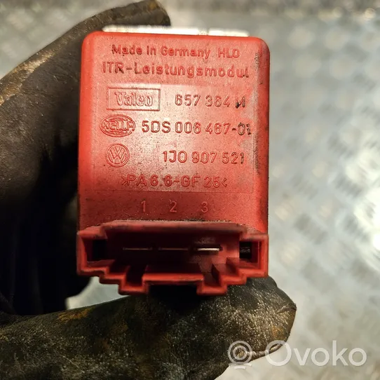 Volkswagen Golf IV Resistencia motor/ventilador de la calefacción 1J0907521