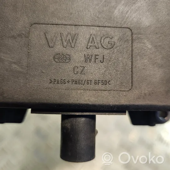 Volkswagen Golf V Pompa podciśnienia / Vacum 