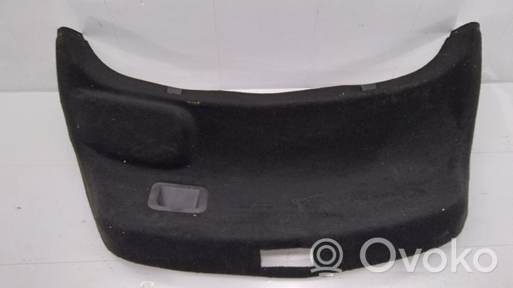 Opel Insignia A Poszycie klapy tylnej bagażnika i inne elementy 13274628