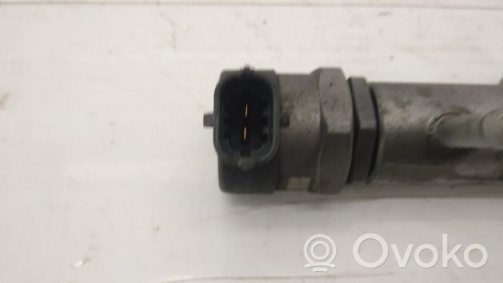 Volvo XC70 Tuyau de conduite principale de carburant 30777759