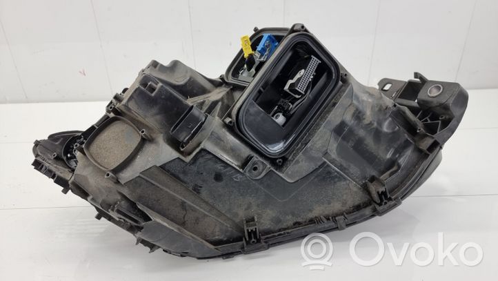 Mercedes-Benz GLE AMG (W166 - C292) Lampa przednia A1669062103