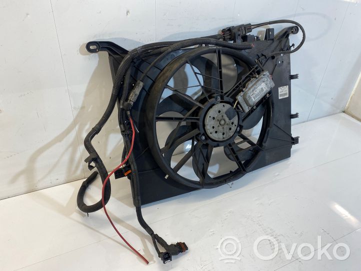 Volvo XC70 Radiator cooling fan shroud 30680512