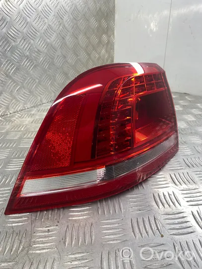 Volkswagen Touareg II Lampa tylna 7P6945207