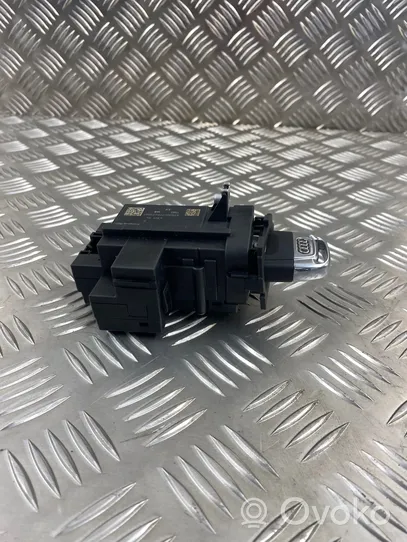 Audi Q5 SQ5 Komputer / Sterownik ECU i komplet kluczy 8k0909131