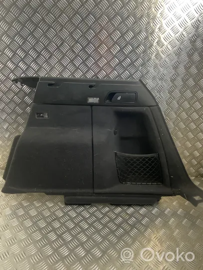 Audi Q5 SQ5 Bagāžnieka sānu apakšējās apdares panelis 8R0863880F