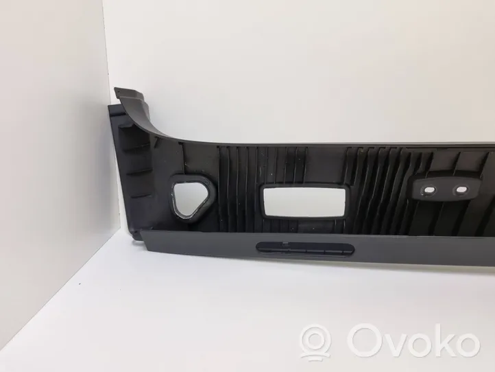 BMW 1 E82 E88 Zierleiste Windschutzscheibe Frontscheibe 9122817