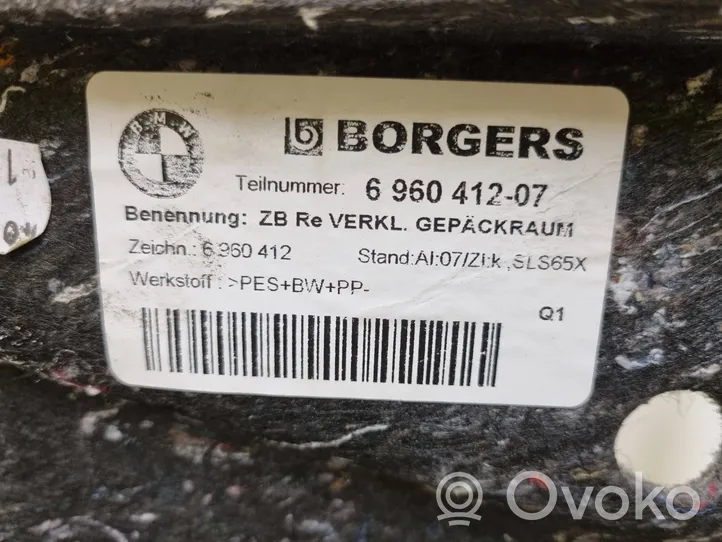 BMW 1 E82 E88 Apatinis, bagažinės šono, apdailos skydas 6960412