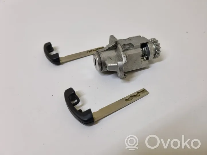 BMW 1 F20 F21 Serratura portiera anteriore (vicino alla maniglia) 7310727