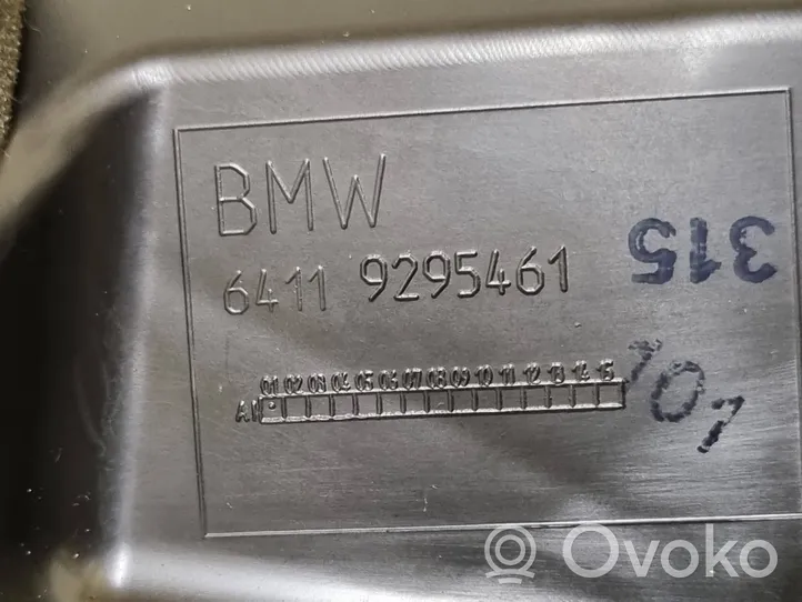 BMW 1 F20 F21 Stikla tīrītāja slotiņas 9295461