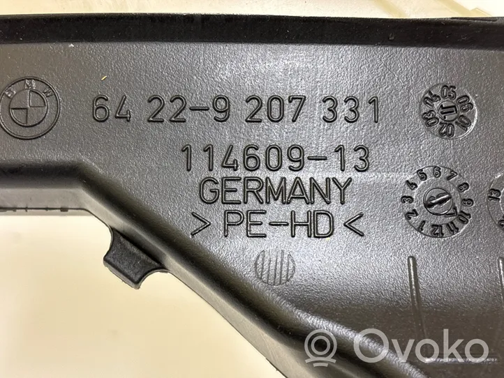 BMW 1 F20 F21 Ohjaamon sisäilman ilmakanava 9207331