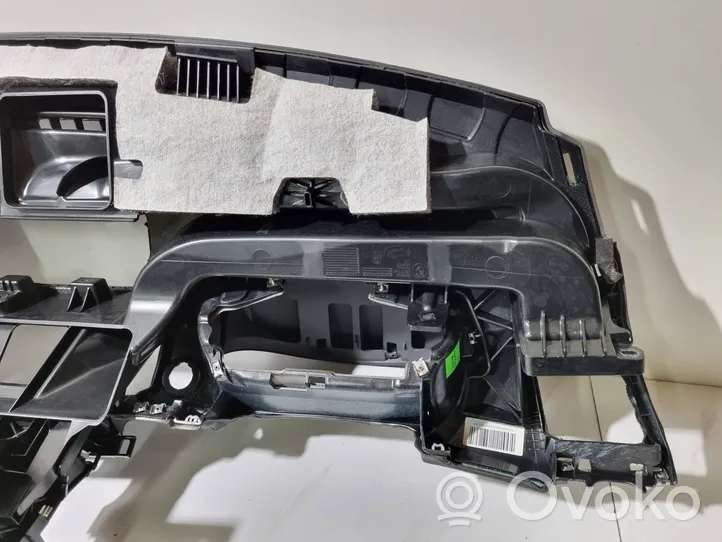 BMW 1 E81 E87 Panelė 9187578