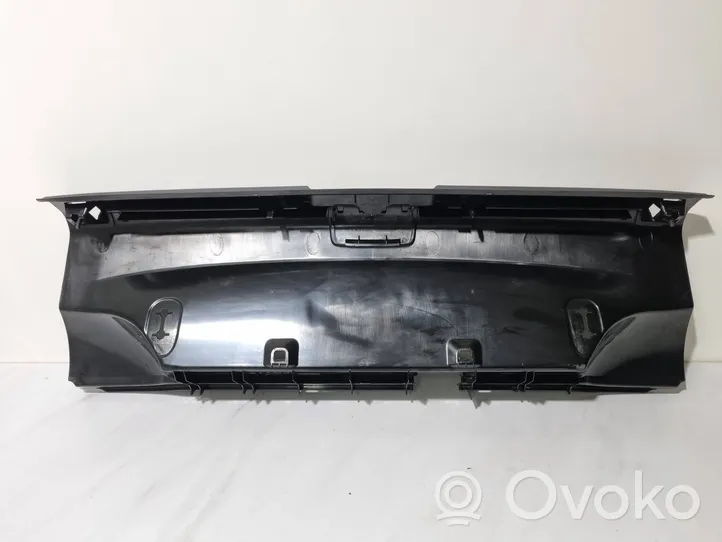 BMW 1 E81 E87 Rivestimento di protezione sottoporta del bagagliaio/baule 7123335