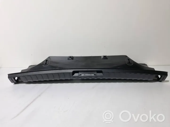 BMW 1 E81 E87 Rivestimento di protezione sottoporta del bagagliaio/baule 7123335