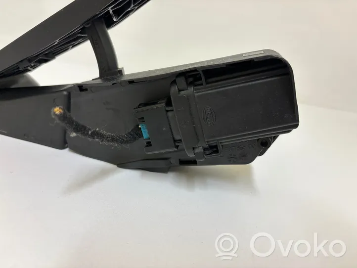 BMW 1 E81 E87 Accelerator throttle pedal 6786588