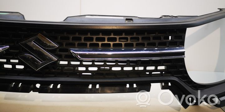 Suzuki Ignis Maskownica / Grill / Atrapa górna chłodnicy 7211262R0